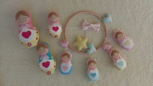 Kit Decoração quarto de bebê Tema Matrioska e Lembrancinha