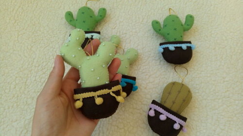 Pingentes Natalinos Frida Kahlo