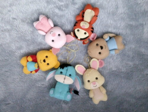 Kit 6 Pingentes Arvore de Natal Ursinho Pooh de Feltro