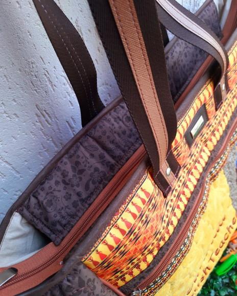 Bolsa Gg + Frasqueira Box Mulher Africana