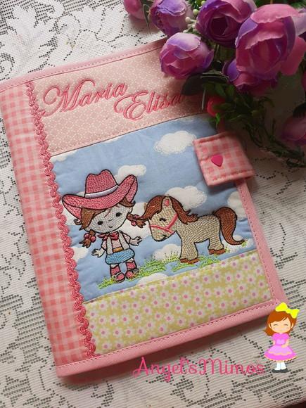Capa de Carteirinha de vacinação cowgirl