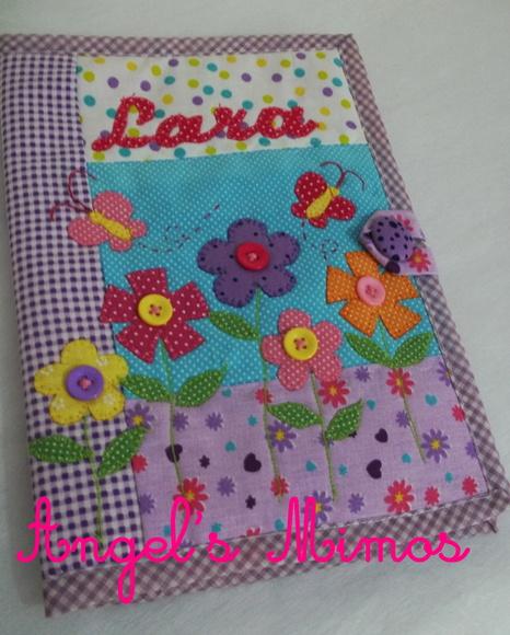 Capa de Carteirinha de vacinação menina