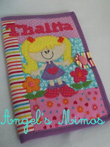 Capa de Carteirinha de vacinação Menina