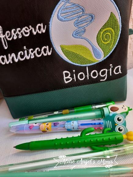 Frasqueira box G couro sintético.