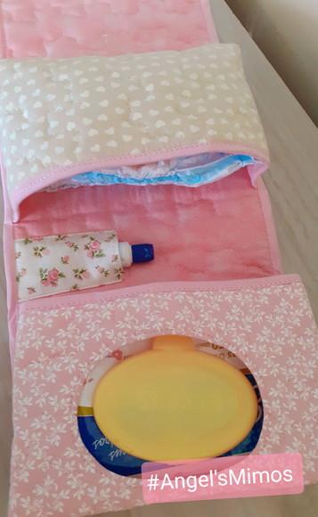 Kit baby porta fraldas/lenço/ pomada + capa de carteira de v