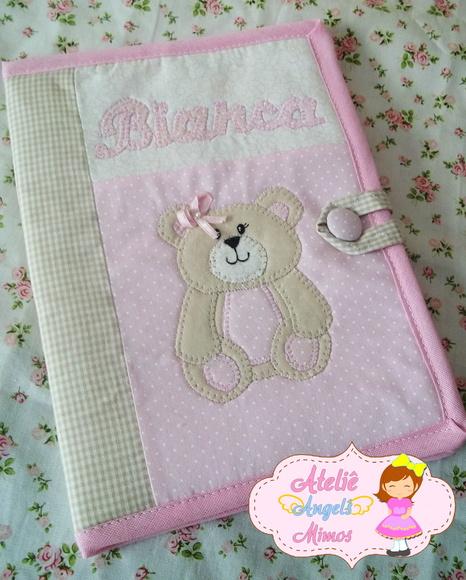Kit Bolsa + Carteira de vacina Ursinha