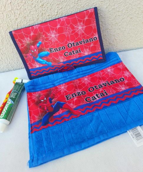 Kit Higiene Bucal Carros G