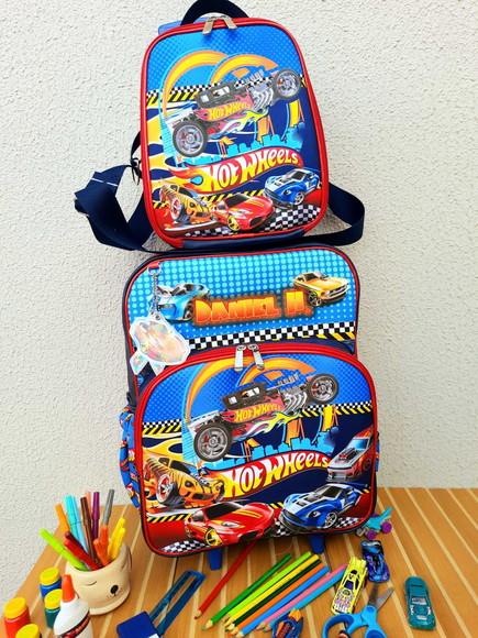 Mochila / Bolsa de Rodinhas e Lancheira Hotweels