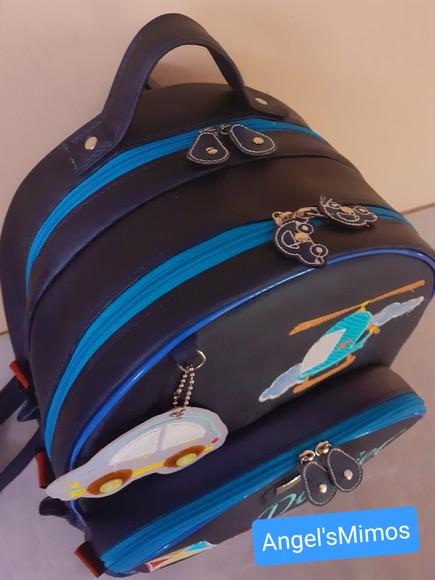 Mochila 3 divisoes Infantil couro sintético brinquedos