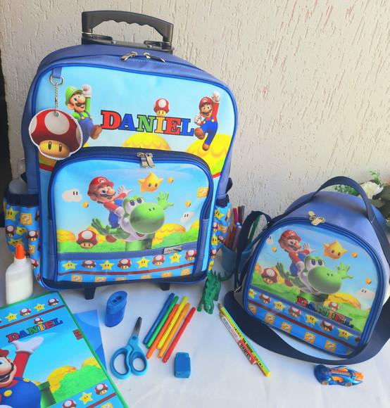 Mochila de Rodinhas e Lancheira Mario