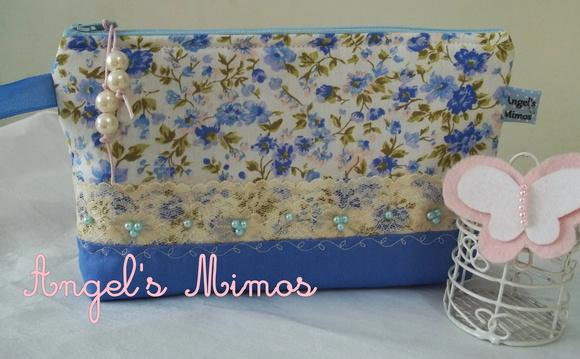 necessaire M floral