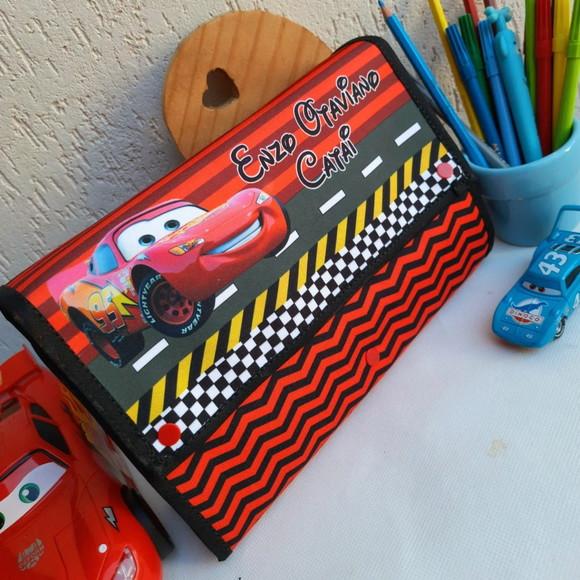 Porta Fraldas/ Porta Lenço/ Pomada Carros