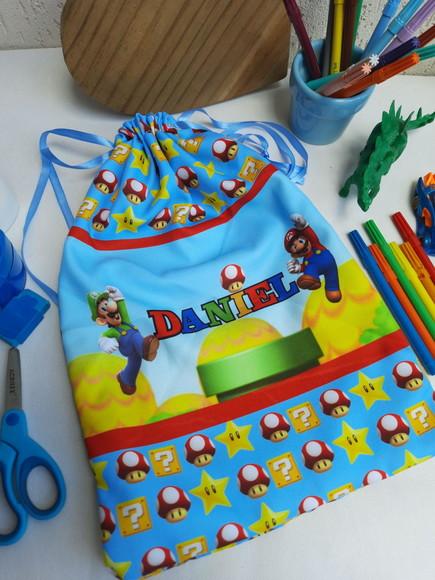 Saquinho de Roupas Mario