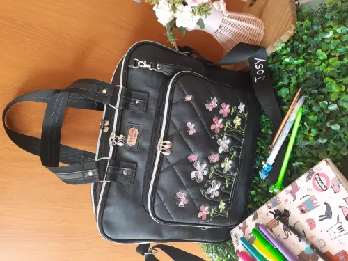 Bolsa Angel com três divisões