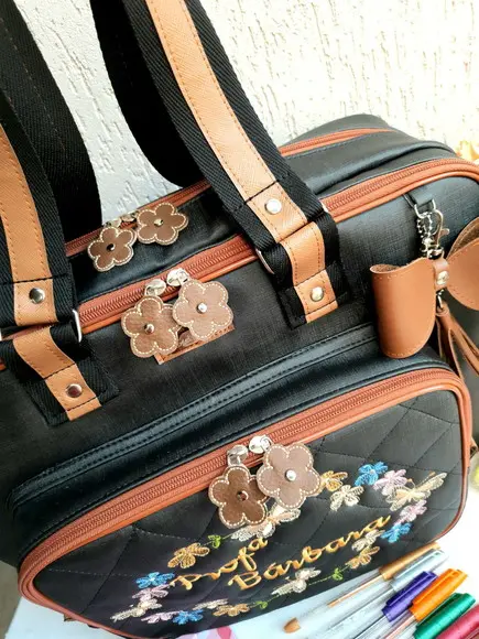 Bolsa 3 divisões material sintético borboletas