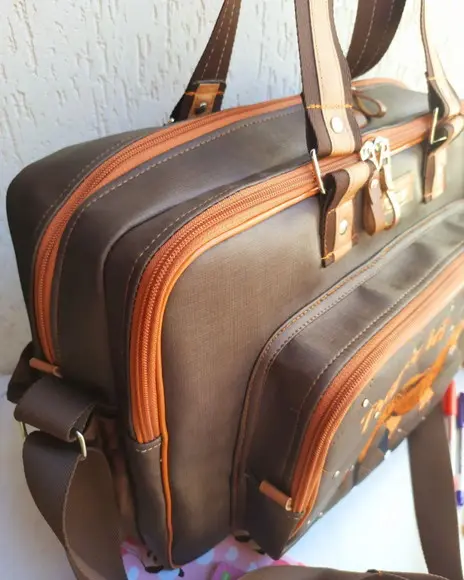 Bolsa 3 Divisões Material Sintético Cavalo com Alça Transver