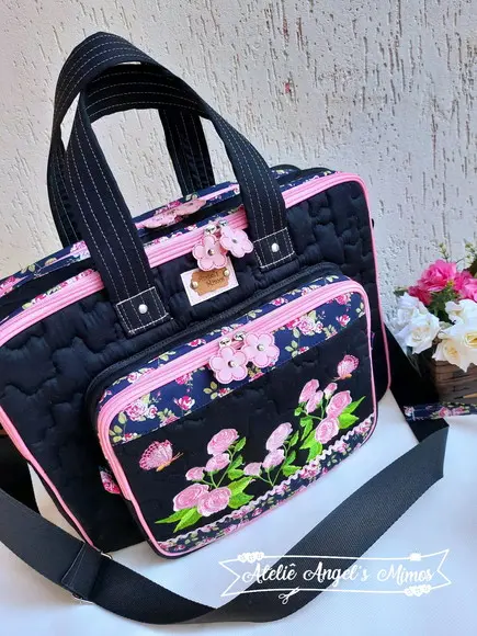 Bolsa bolsa 3 divisões +necessaire rosas e borboletas