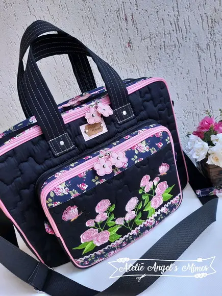 Bolsa bolsa 3 divisões +necessaire rosas e borboletas