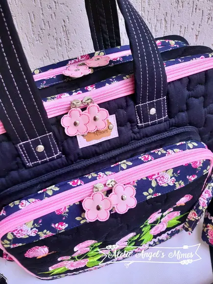 Bolsa bolsa 3 divisões +necessaire rosas e borboletas