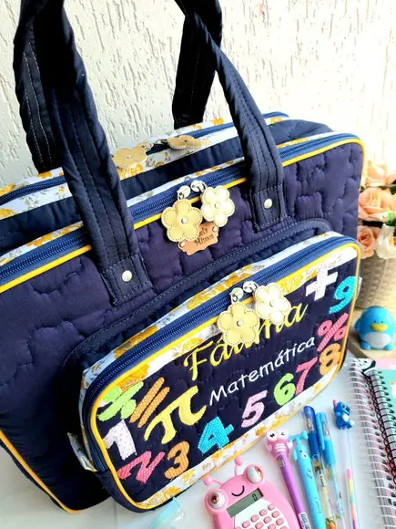 Bolsa bolsa 3 divisões Matemática