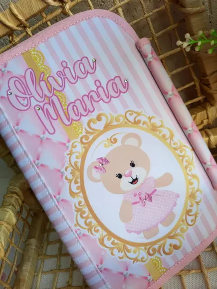 Capa Carteira De Vacina Com Bolsos Para Document+ Necessaire