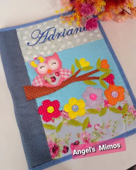 Capa de caderno coruja Azul