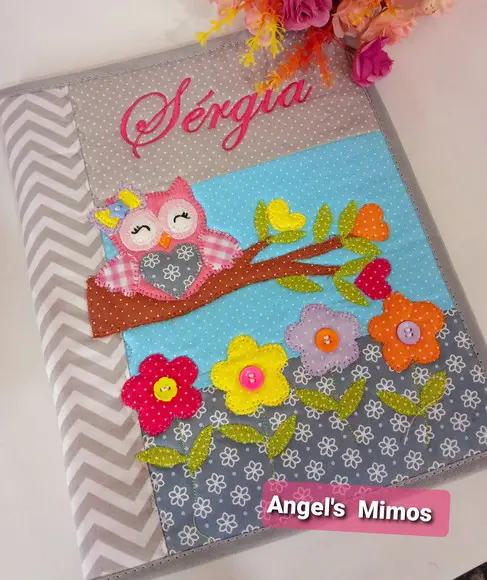 Capa de caderno coruja Cinza