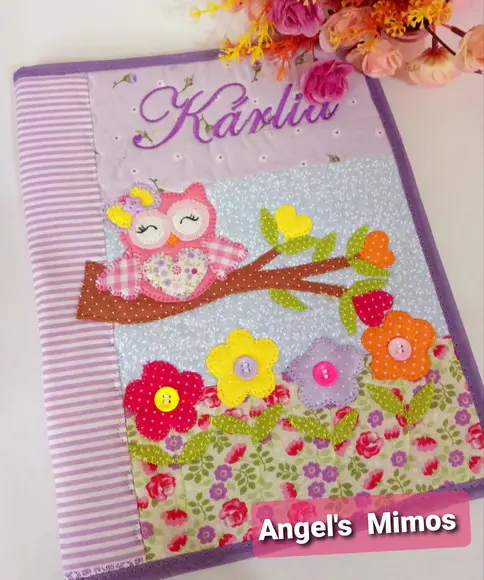 Capa de caderno coruja Lilas