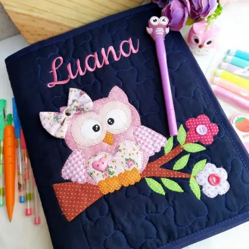 Capa de caderno patchwork 10 matérias