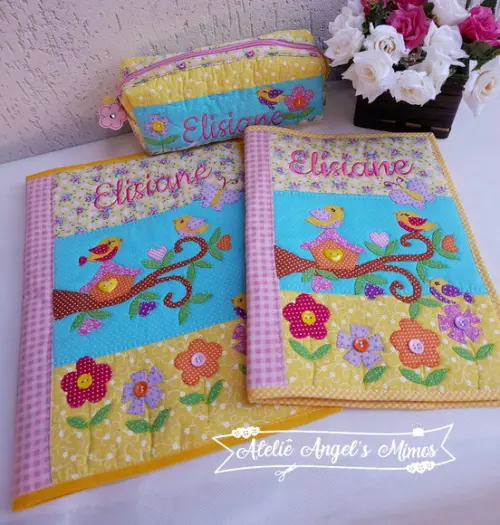 Capa de caderno+capa de diário +estojo