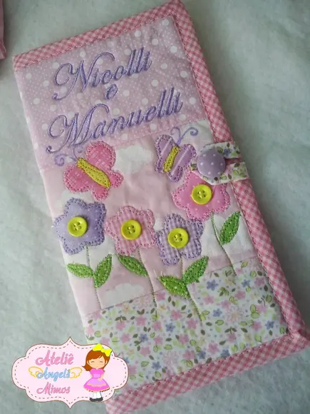 Capa de Carteirinha de vacinação menina