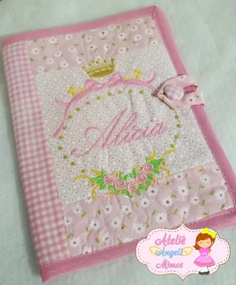 Capa de Carteirinha de vacinação menina