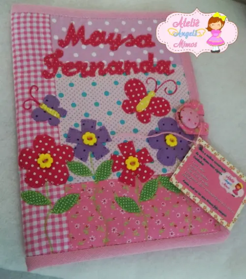 Capa de Carteirinha de vacinação menina