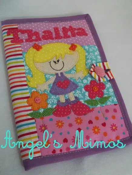 Capa de Carteirinha de vacinação Menina