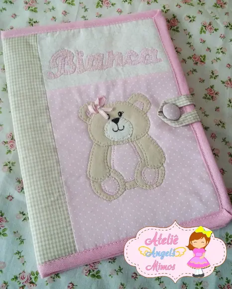 Kit Bolsa + Carteira de vacina Ursinha