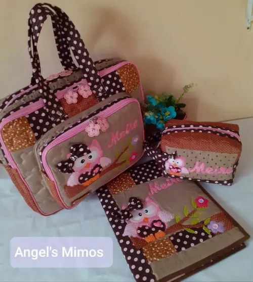 kit bolsa bolsa 3 divisões + estojo Corujinha +capa caderno