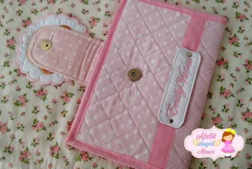 kit capa de carteira de vacinação + necessaire Ursinha