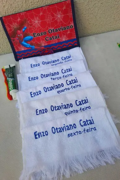 Kit Higiene Bucal G + 5 Toalhas