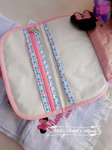 kit Higiene Bucal Minnie com 1 toalha