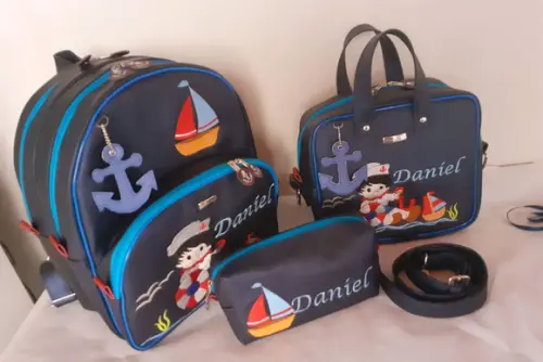 Kit Mochila 3 divisoes Infantil couro sintético,lancheira,es