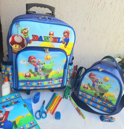 Mochila de Rodinhas e Lancheira Mario