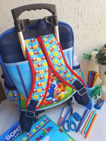 Mochila de Rodinhas Mario