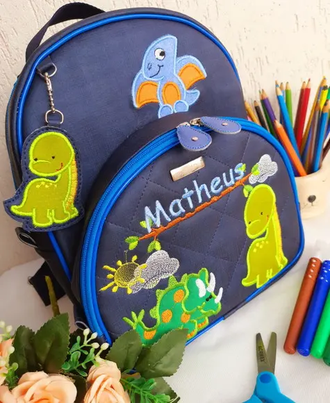 Mochila M Infantil couro sintético Dinossauro