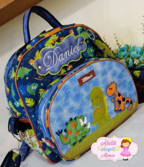 Mochila que vira bolsa Dinossauros