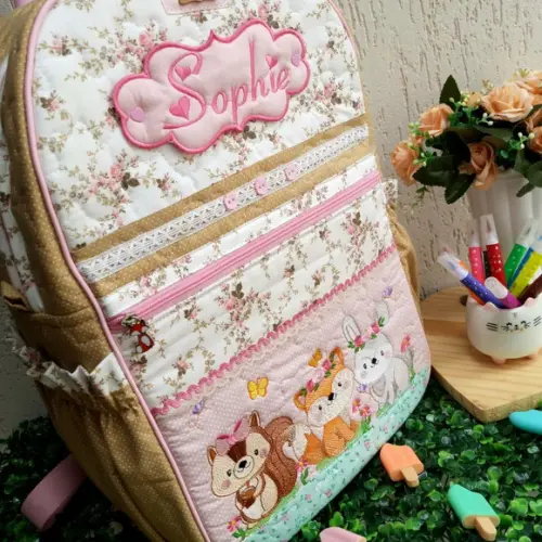 Mochila Tam. GG bosque Encantado