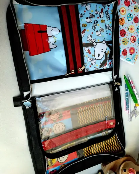 Pasta Organizadora com Bolsos Couro Sintético