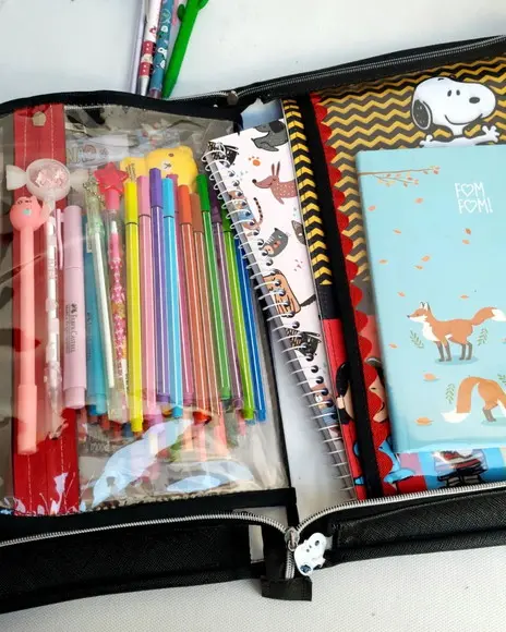 Pasta Organizadora com Bolsos Couro Sintético