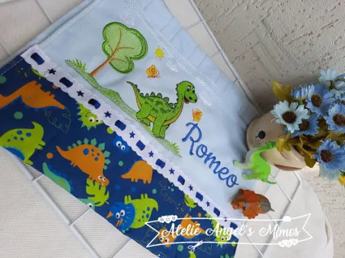 Toalhinha lavabo Dinossauro