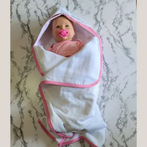 Toalha de Banho Bebê Forrada com Fralda, Capuz Personalizada