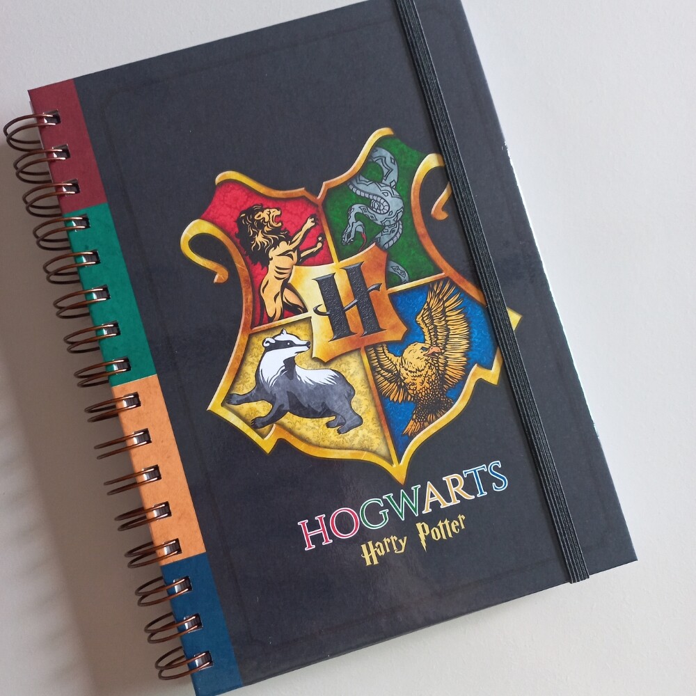 Caderno Hogwarts Harry Potter Personalizado com Button Brochê |